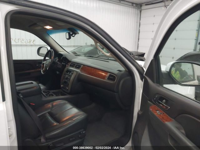 Photo 4 VIN: 1GKS2KE77CR262879 - GMC YUKON XL 1500 