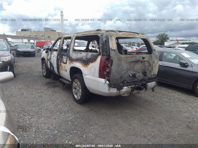 Photo 2 VIN: 1GKS2KE77DR173525 - GMC YUKON XL 