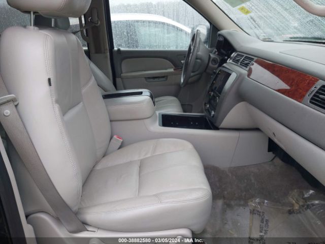 Photo 4 VIN: 1GKS2KE7XCR131462 - GMC YUKON XL 1500 