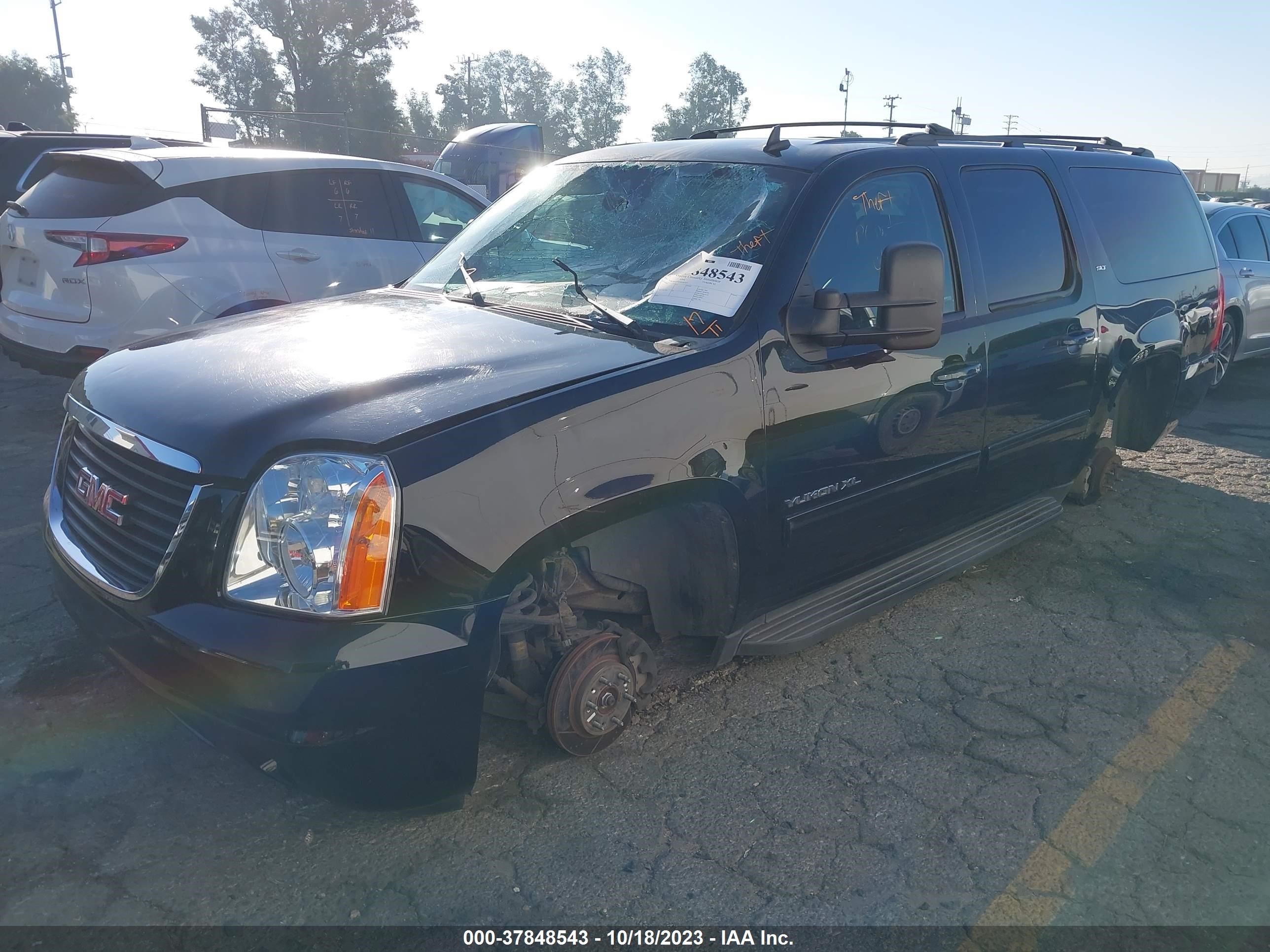 Photo 12 VIN: 1GKS2KE7XDR343425 - GMC YUKON 