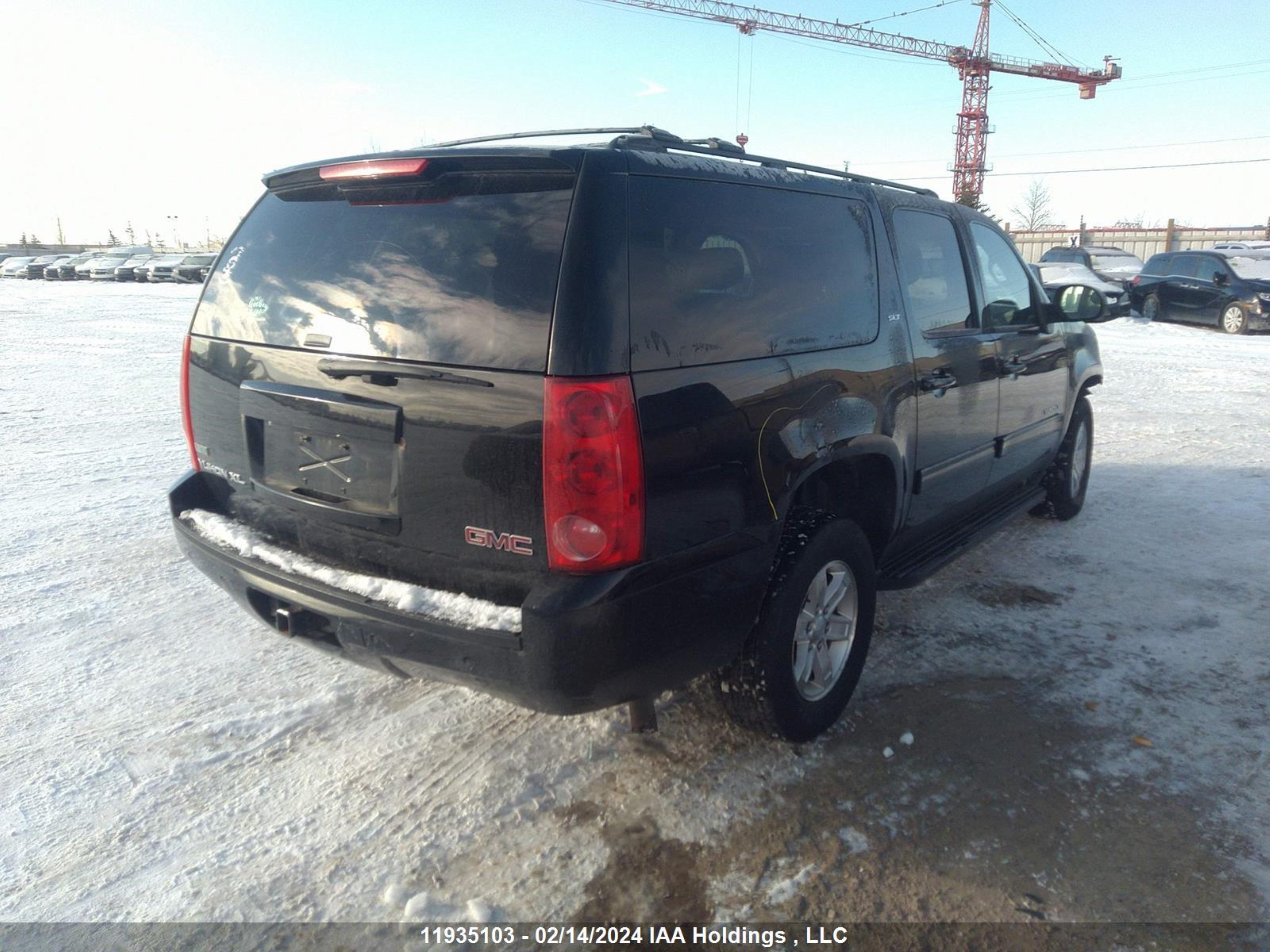 Photo 3 VIN: 1GKS2LE31BR323144 - GMC YUKON 