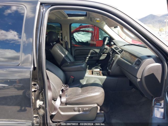 Photo 4 VIN: 1GKS2MEF0BR101789 - GMC YUKON XL 1500 