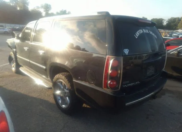 Photo 2 VIN: 1GKS2MEF0BR110086 - GMC YUKON XL 