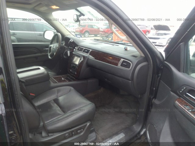 Photo 4 VIN: 1GKS2MEF0CR139525 - GMC YUKON XL 