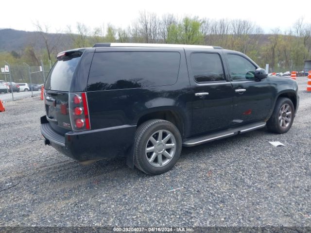 Photo 3 VIN: 1GKS2MEF1CR310752 - GMC YUKON XL 1500 