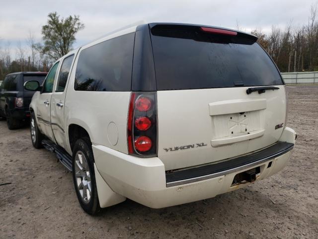 Photo 2 VIN: 1GKS2MEF3BR131532 - GMC YUKON XL D 