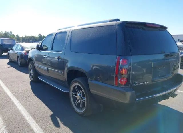 Photo 2 VIN: 1GKS2MEF3BR205032 - GMC YUKON 