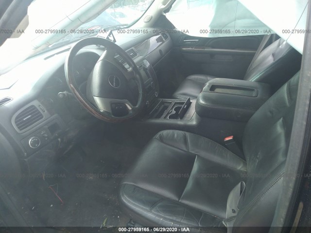 Photo 4 VIN: 1GKS2MEF3BR263030 - GMC YUKON XL 