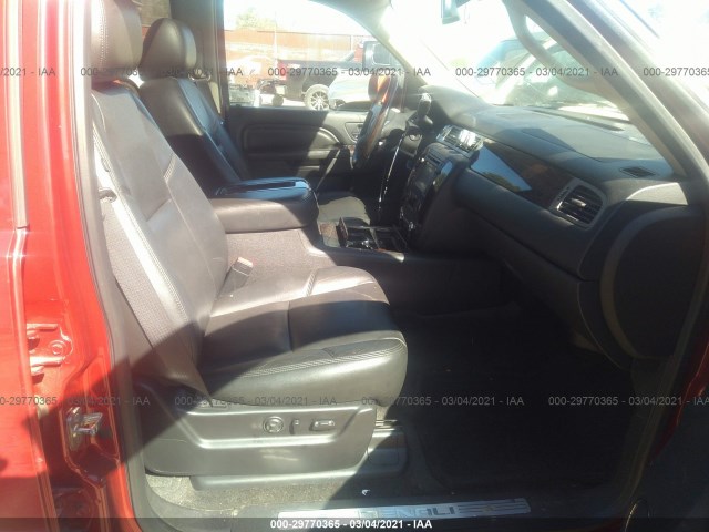 Photo 4 VIN: 1GKS2MEF3CR327701 - GMC YUKON XL 