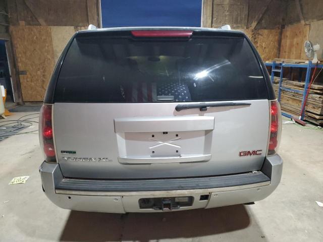 Photo 5 VIN: 1GKS2MEF4BR377912 - GMC YUKON XL D 