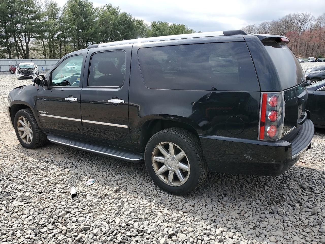 Photo 1 VIN: 1GKS2MEF4DR265615 - GMC YUKON 