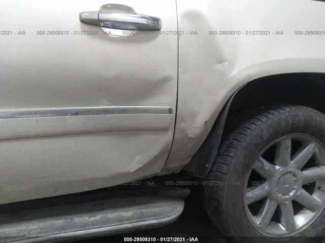 Photo 5 VIN: 1GKS2MEF4DR272628 - GMC YUKON XL 