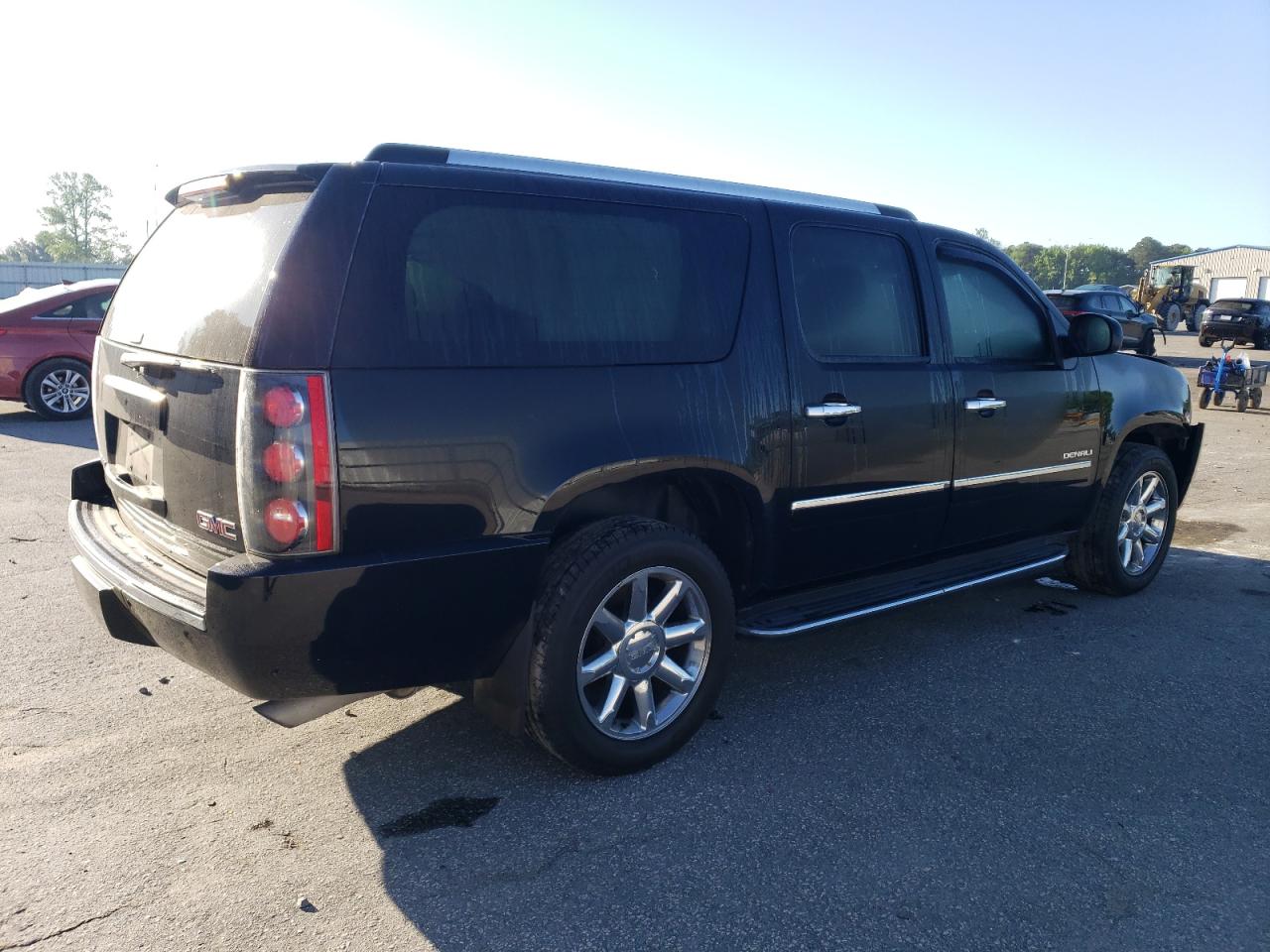 Photo 2 VIN: 1GKS2MEF4ER173406 - GMC YUKON 