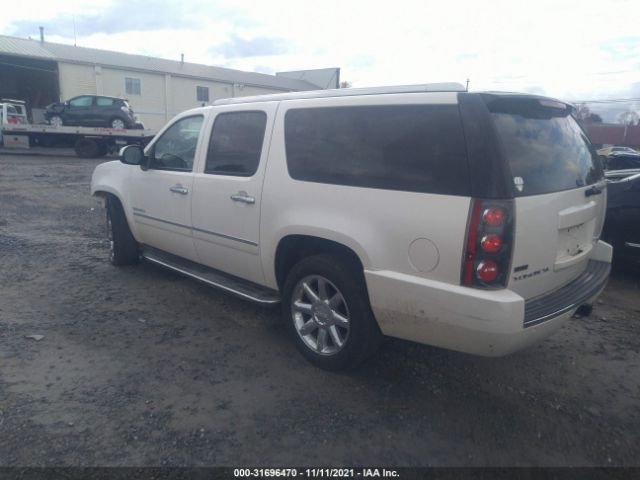 Photo 2 VIN: 1GKS2MEF5BR230322 - GMC YUKON XL 