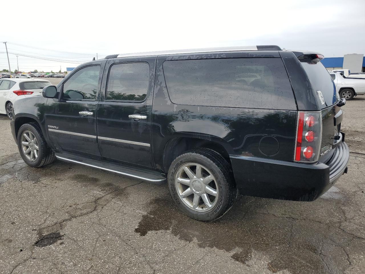 Photo 1 VIN: 1GKS2MEF5CR257621 - GMC YUKON 