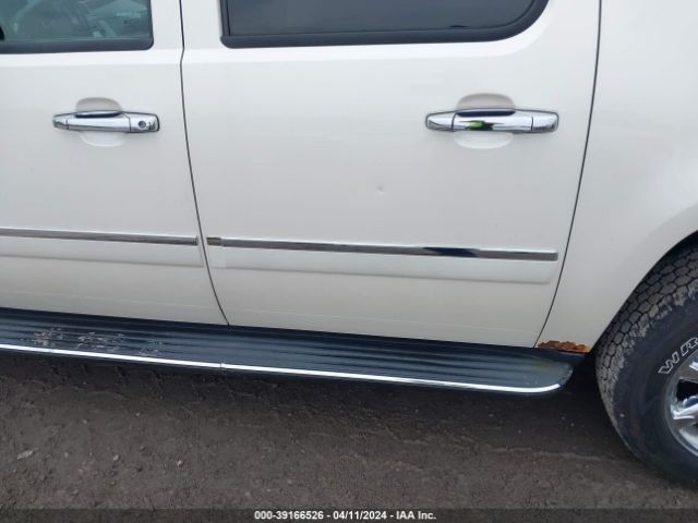 Photo 5 VIN: 1GKS2MEF5DR372687 - GMC YUKON XL 1500 