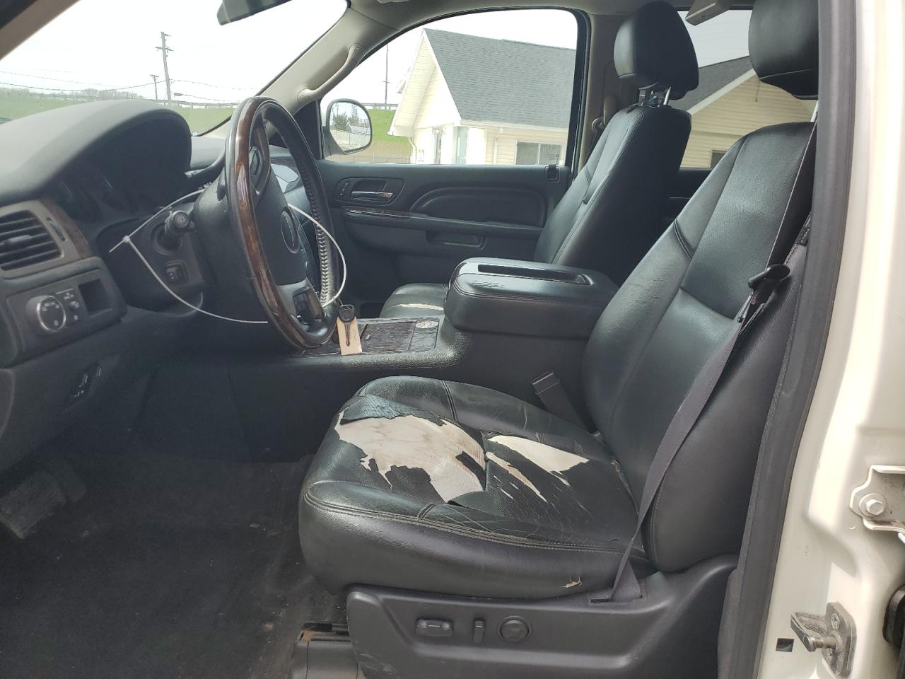 Photo 6 VIN: 1GKS2MEF5ER165055 - GMC YUKON 