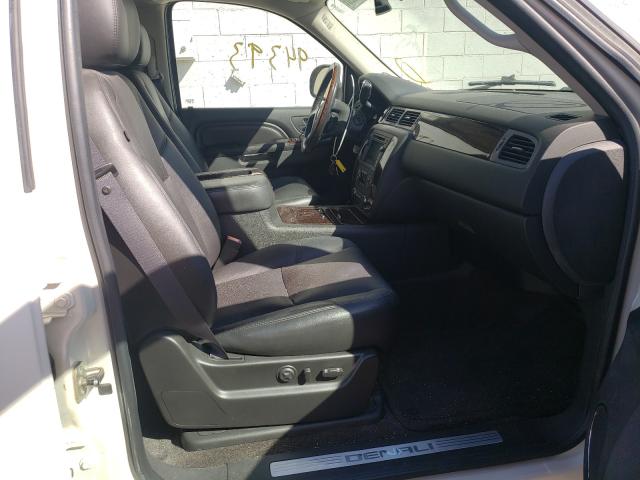 Photo 4 VIN: 1GKS2MEF6BR288374 - GMC YUKON XL D 