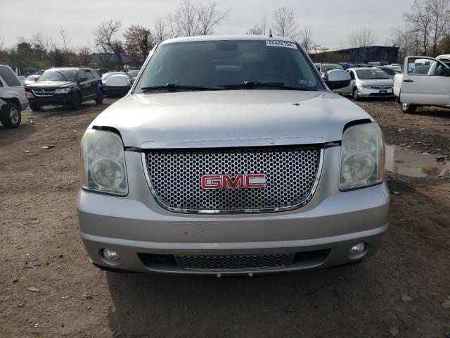 Photo 4 VIN: 1GKS2MEF6BR368922 - GMC YUKON XL D 