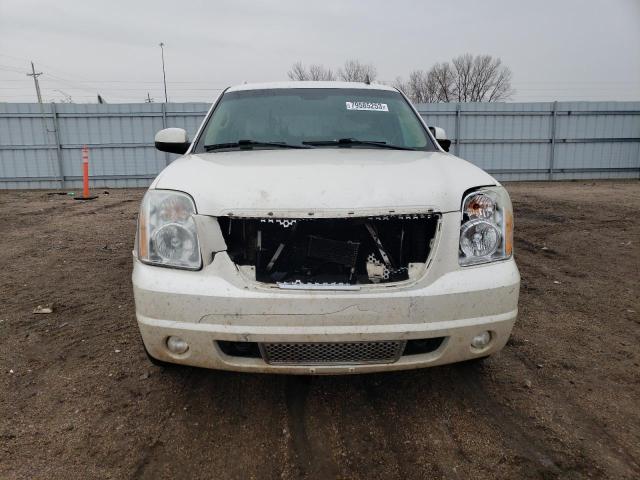 Photo 4 VIN: 1GKS2MEF7BR165473 - GMC YUKON 