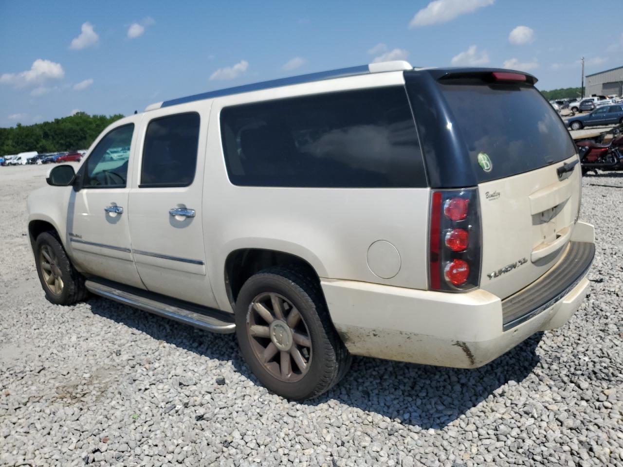 Photo 1 VIN: 1GKS2MEF7DR244385 - GMC YUKON 