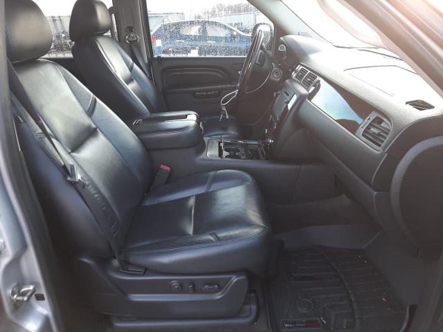 Photo 4 VIN: 1GKS2MEF8CR242532 - GMC YUKON XL D 