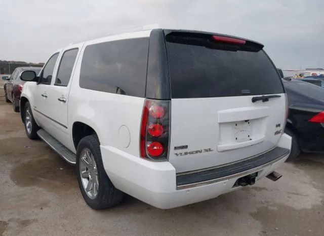 Photo 2 VIN: 1GKS2MEF9CR302561 - GMC YUKON 