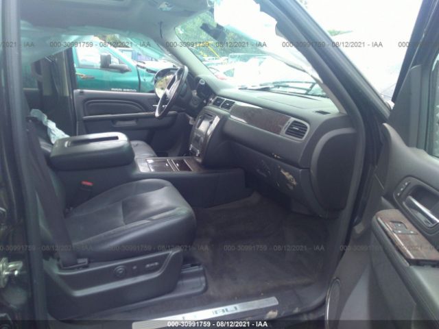 Photo 4 VIN: 1GKS2MEFXBR358278 - GMC YUKON XL 