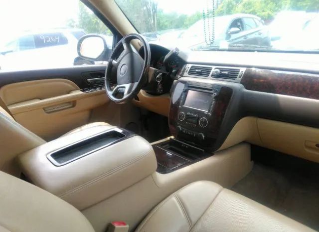 Photo 4 VIN: 1GKS2MEFXDR322660 - GMC YUKON 