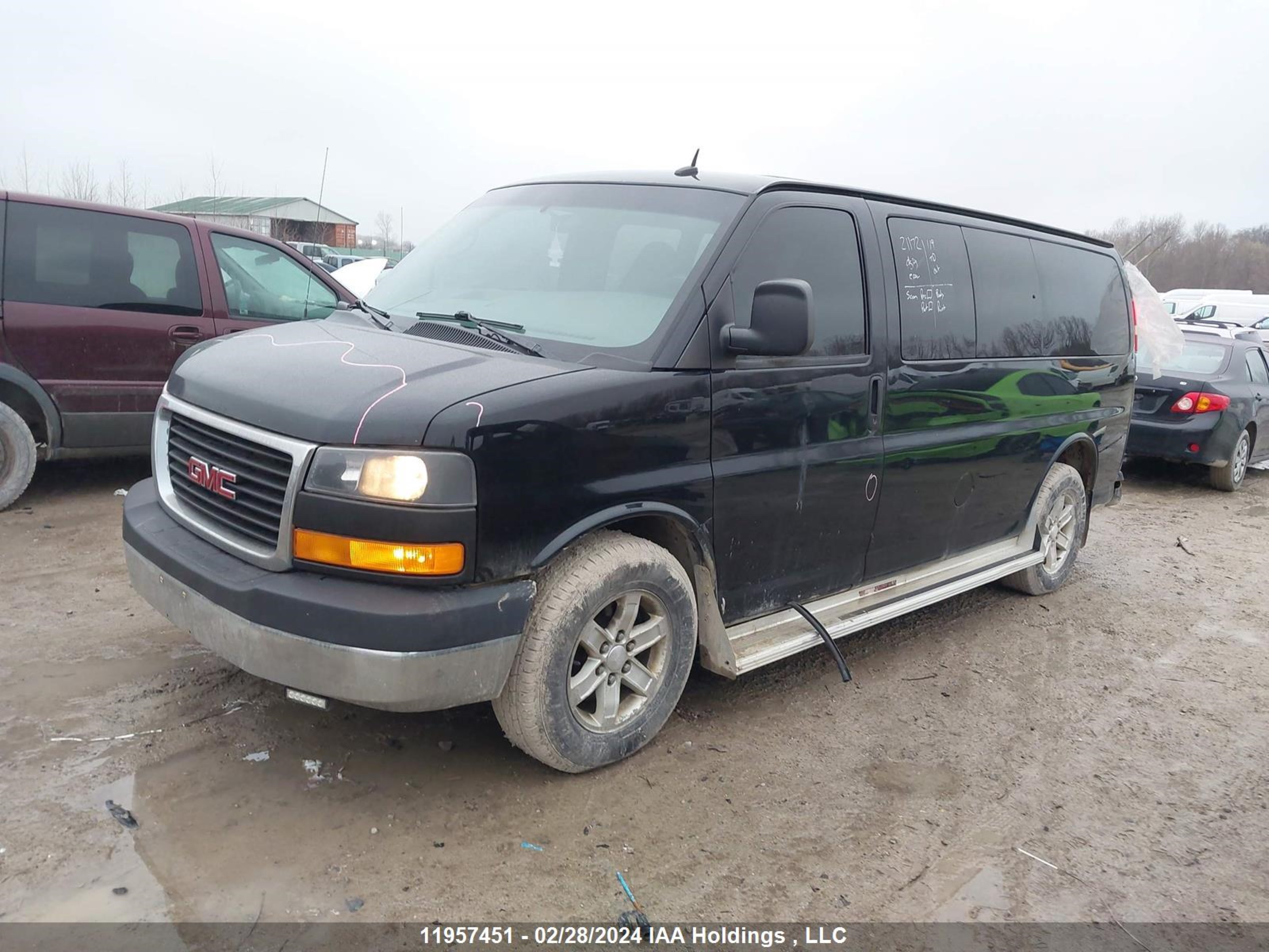 Photo 1 VIN: 1GKS8CF40C1143000 - GMC SAVANA 