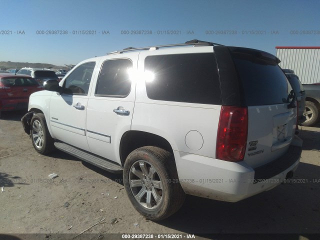 Photo 2 VIN: 1GKUCAE06AR287496 - GMC YUKON 