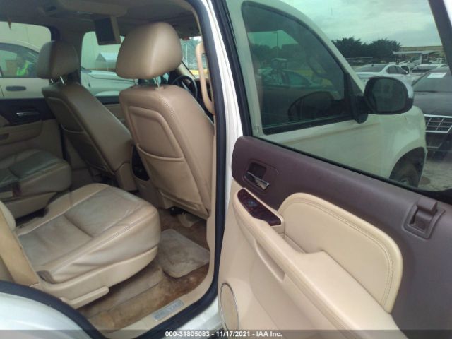 Photo 7 VIN: 1GKUCEEF5AR203566 - GMC YUKON 