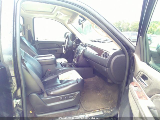 Photo 4 VIN: 1GKUCEEF8AR217400 - GMC YUKON 