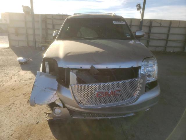 Photo 4 VIN: 1GKUCEEF9AR184813 - GMC YUKON 