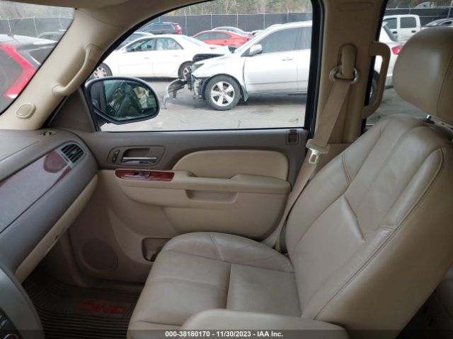 Photo 4 VIN: 1GKUCKE05AR250252 - GMC YUKON XL 1500 