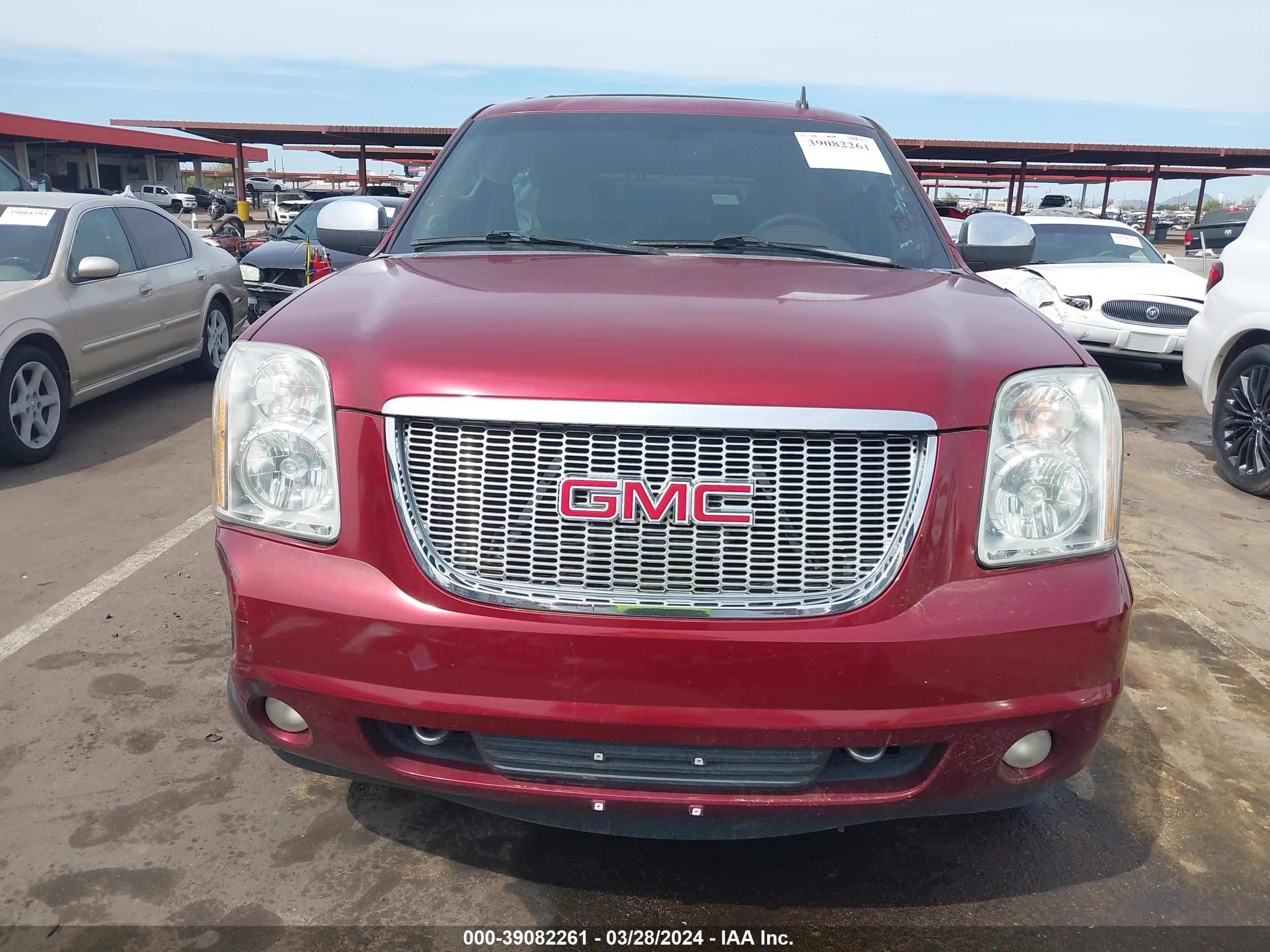 Photo 11 VIN: 1GKUKCE03AR161028 - GMC YUKON 