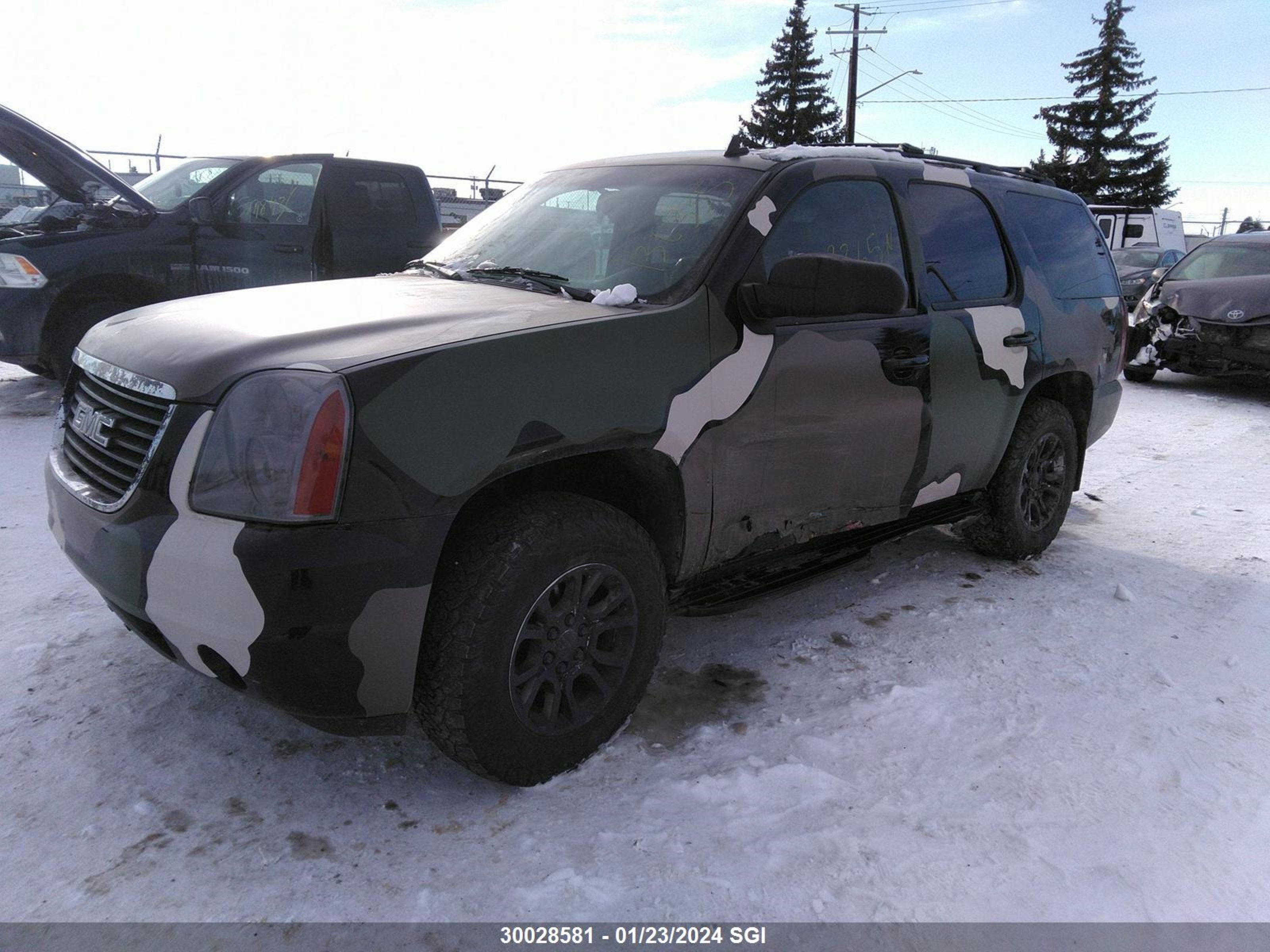 Photo 1 VIN: 1GKUKCE08AR136335 - GMC YUKON 