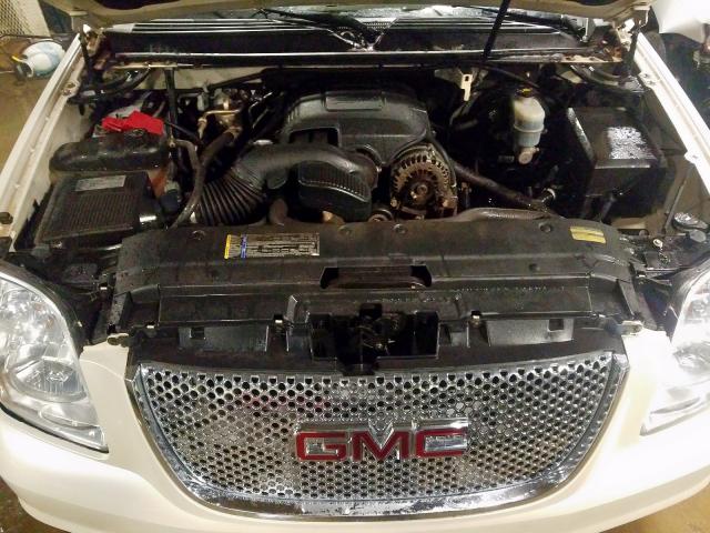 Photo 6 VIN: 1GKUKEEF0AR172147 - GMC YUKON DENA 