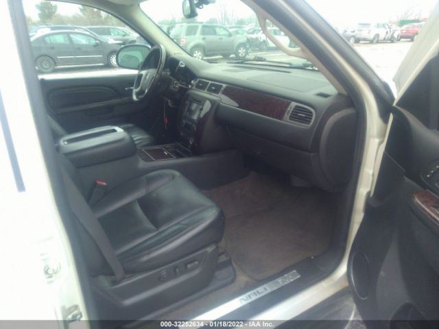 Photo 4 VIN: 1GKUKEEF3AR181697 - GMC YUKON 