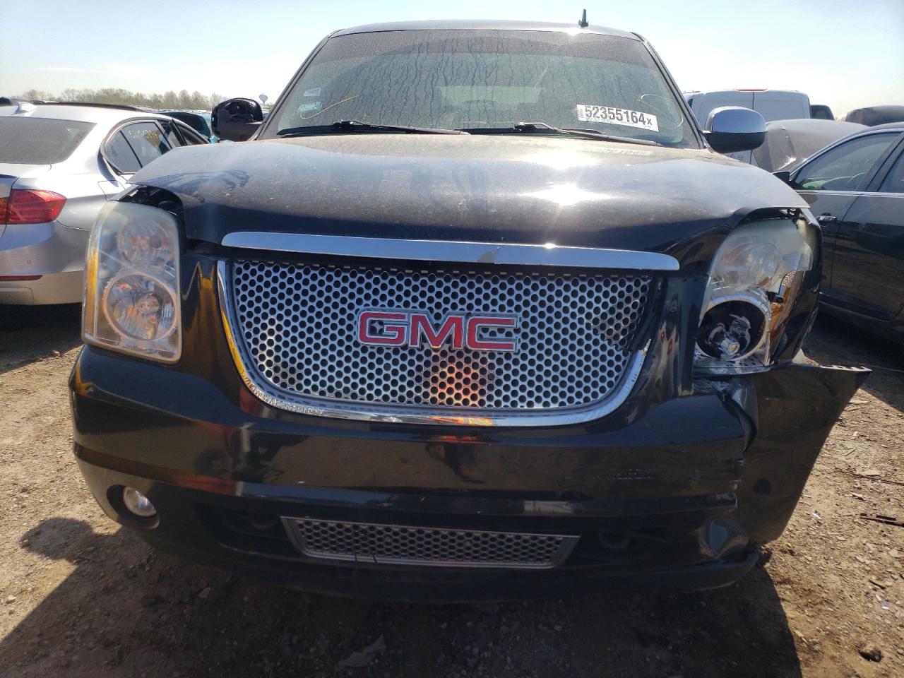 Photo 4 VIN: 1GKUKEEF4AR230325 - GMC YUKON 