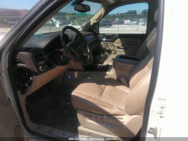 Photo 4 VIN: 1GKUKEEF7AR138366 - GMC YUKON 