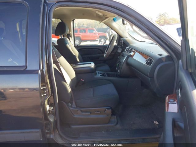 Photo 4 VIN: 1GKUKHE31AR283460 - GMC YUKON XL 