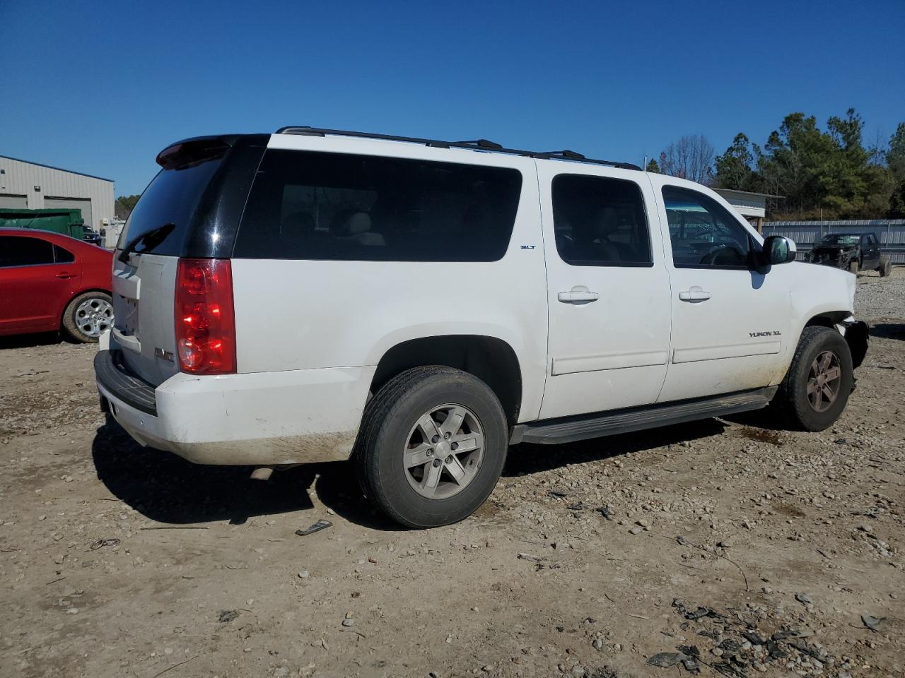 Photo 2 VIN: 1GKUKKE36AR172240 - GMC YUKON 