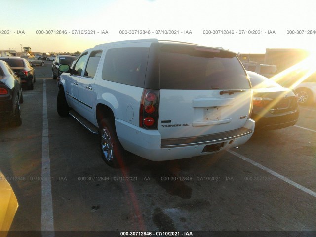 Photo 2 VIN: 1GKUKMEF0AR113559 - GMC YUKON XL 