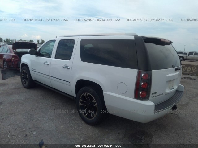 Photo 2 VIN: 1GKUKMEF1AR208860 - GMC YUKON XL 