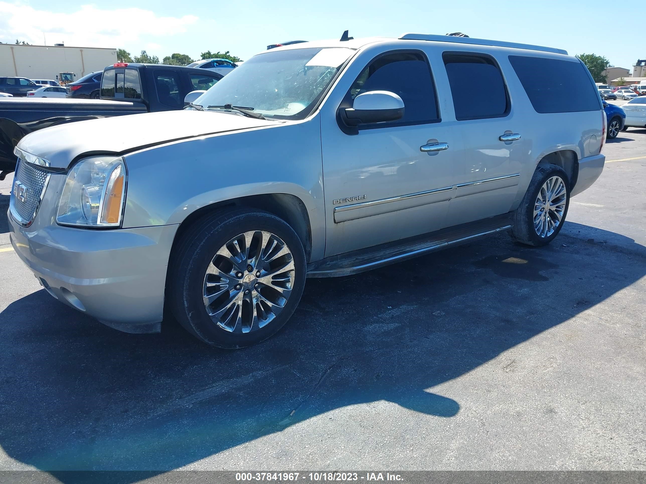 Photo 1 VIN: 1GKUKMEF3AR190068 - GMC YUKON 