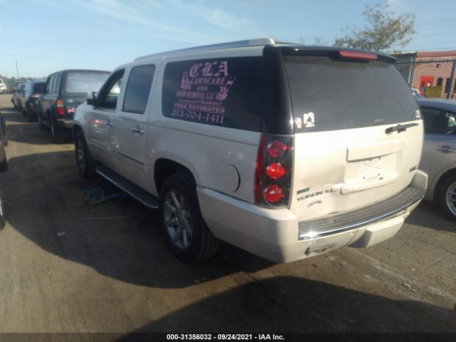 Photo 2 VIN: 1GKUKMEF5AR210949 - GMC YUKON XL 