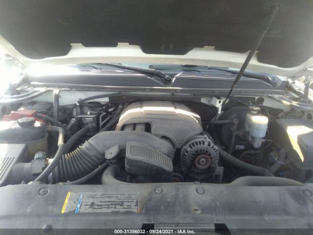 Photo 9 VIN: 1GKUKMEF5AR210949 - GMC YUKON XL 