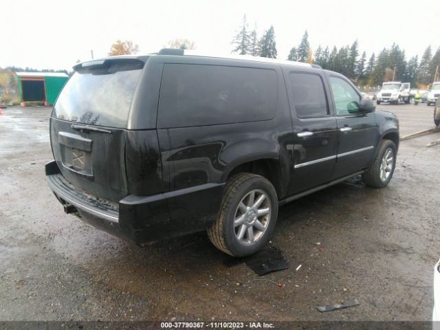 Photo 3 VIN: 1GKUKMEF6AR217764 - GMC YUKON XL 