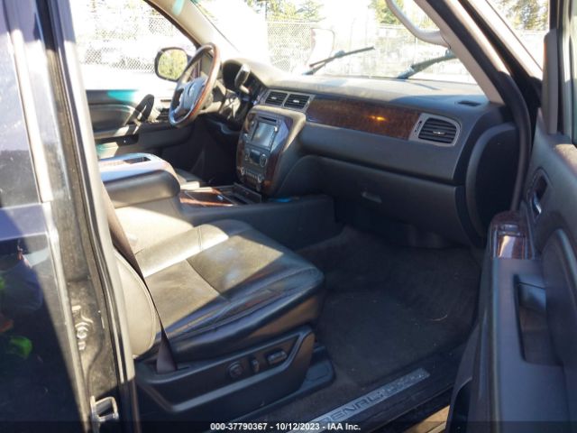 Photo 4 VIN: 1GKUKMEF6AR217764 - GMC YUKON XL 